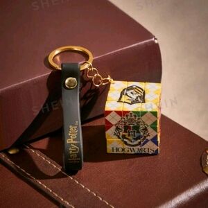 Harry Potter Magic Cube Pendant Keychain Casual Hogwarts Gryffindor‎ Slytherin